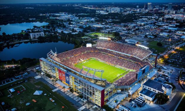 Así es el estadio Camping World Stadium de Orlando